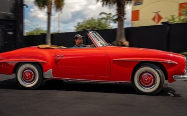 Mercedes-Benz-SL-Class-Cabriolet-1957-7