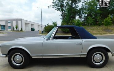 Mercedes-Benz-SL-Class-Cabriolet-1965-6