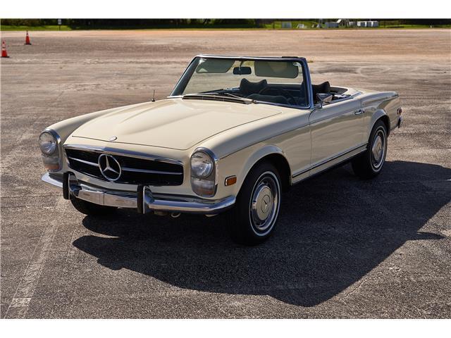 Mercedes-Benz-SL-Class-Cabriolet-1969-1