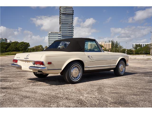 Mercedes-Benz-SL-Class-Cabriolet-1969-21