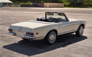 Mercedes-Benz-SL-Class-Cabriolet-1969-4