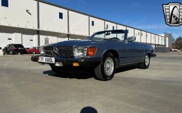 Mercedes-Benz-SL-Class-Cabriolet-1977-3