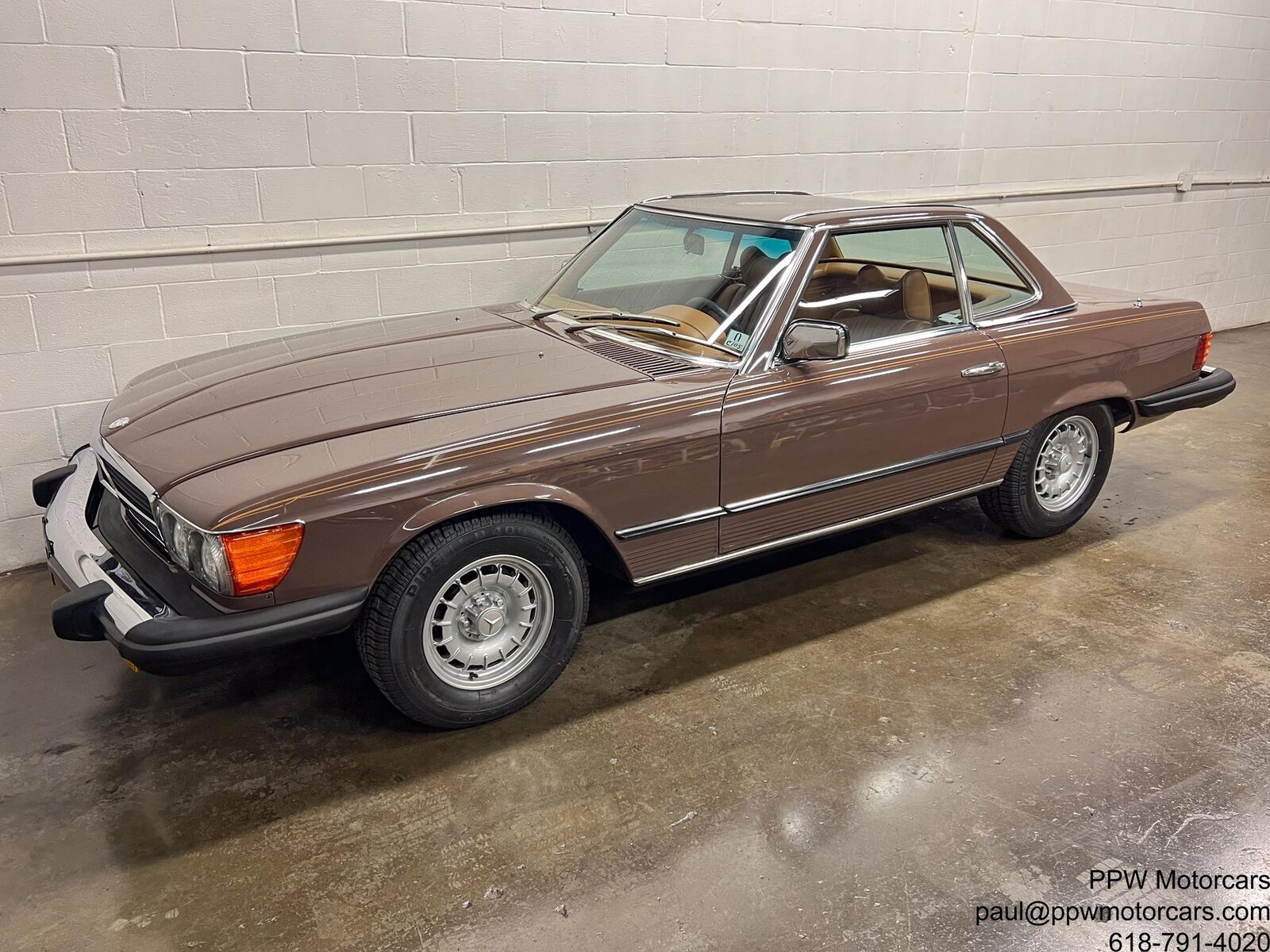 Mercedes-Benz-SL-Class-Cabriolet-1978-16