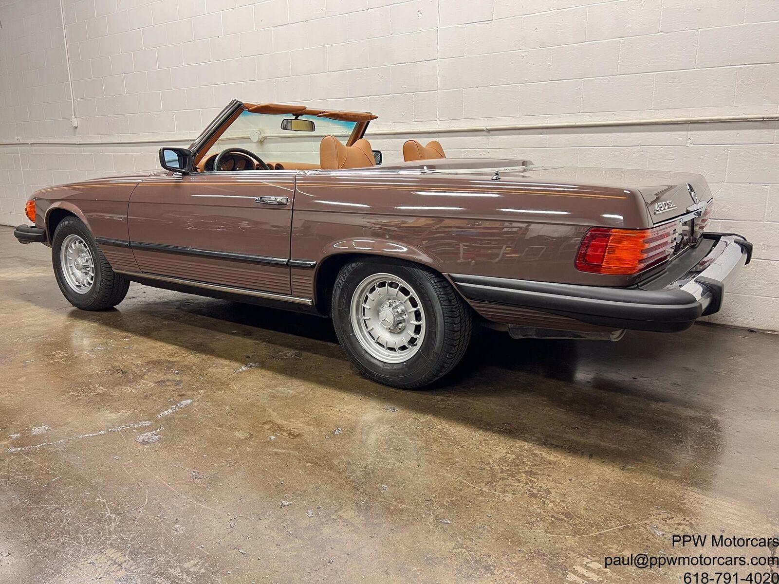 Mercedes-Benz-SL-Class-Cabriolet-1978-2