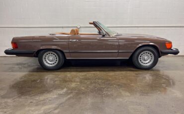 Mercedes-Benz-SL-Class-Cabriolet-1978-25