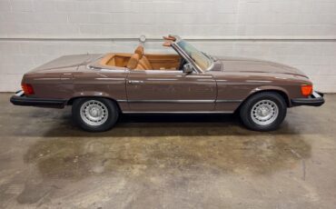 Mercedes-Benz-SL-Class-Cabriolet-1978-28