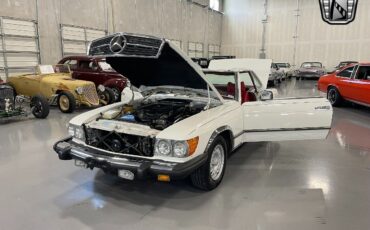 Mercedes-Benz-SL-Class-Cabriolet-1979-6