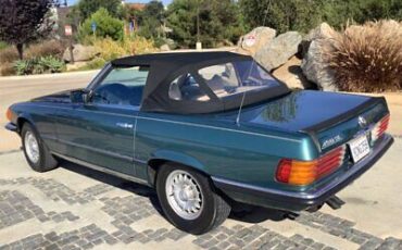 Mercedes-Benz-SL-Class-Cabriolet-1980-12