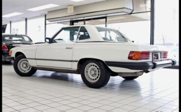 Mercedes-Benz-SL-Class-Cabriolet-1980-9