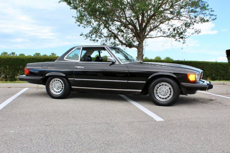 Mercedes-Benz-SL-Class-Cabriolet-1981-2