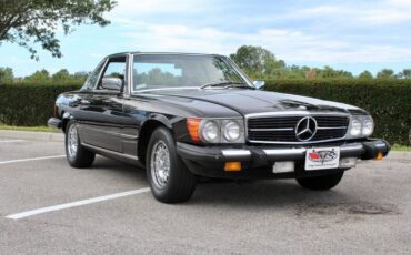 Mercedes-Benz-SL-Class-Cabriolet-1981-4