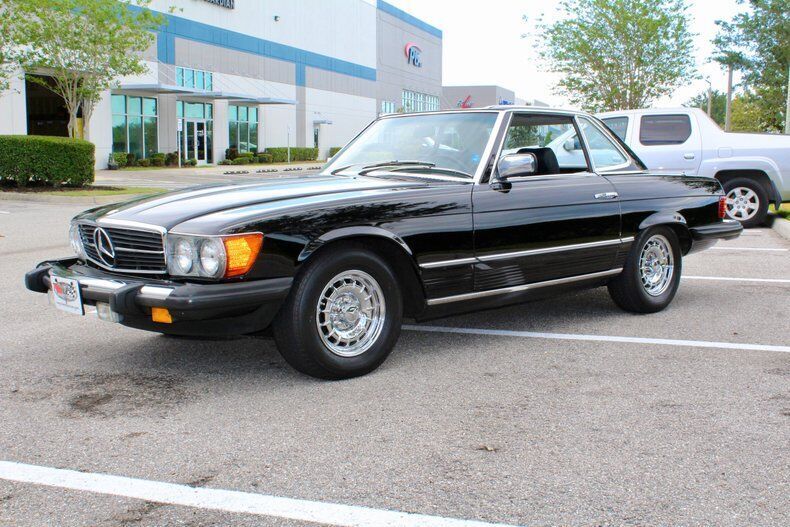 Mercedes-Benz-SL-Class-Cabriolet-1981-7