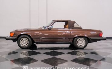 Mercedes-Benz-SL-Class-Cabriolet-1982-8