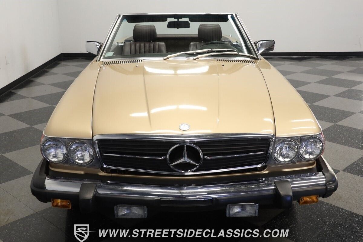 Mercedes-Benz-SL-Class-Cabriolet-1983-15