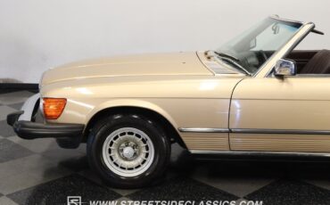 Mercedes-Benz-SL-Class-Cabriolet-1983-21