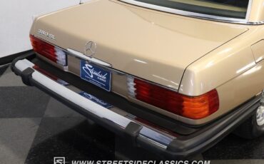 Mercedes-Benz-SL-Class-Cabriolet-1983-26