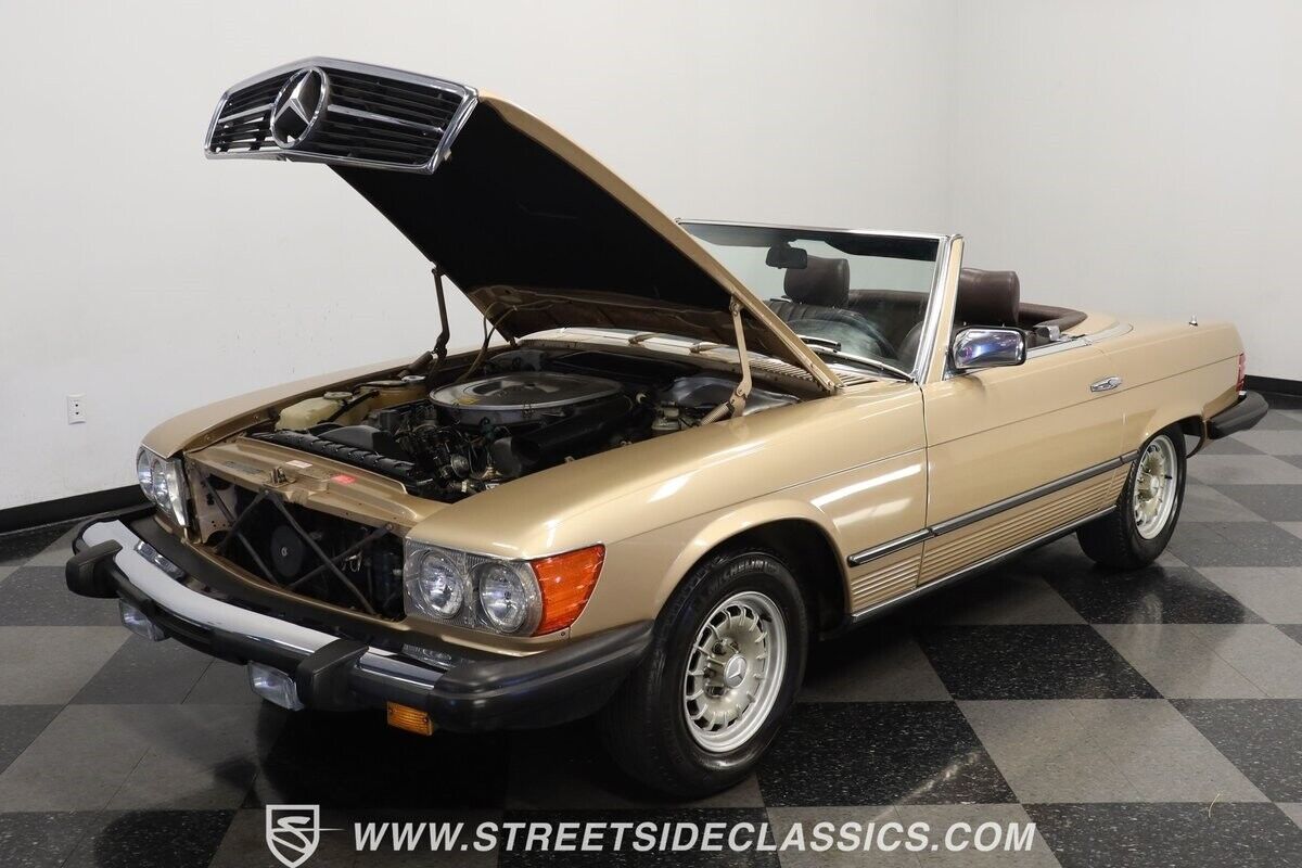 Mercedes-Benz-SL-Class-Cabriolet-1983-30