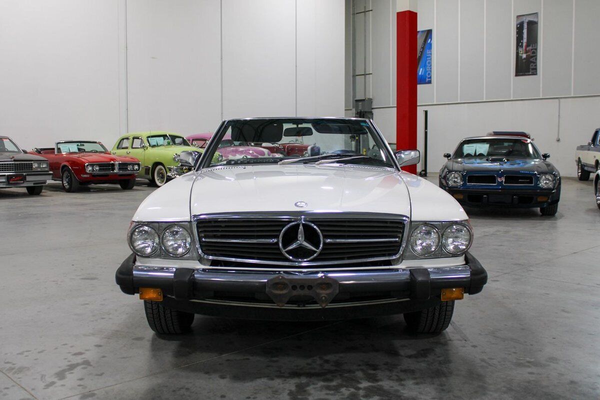 Mercedes-Benz-SL-Class-Cabriolet-1984-11