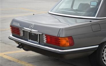 Mercedes-Benz-SL-Class-Cabriolet-1984-11