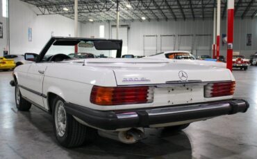 Mercedes-Benz-SL-Class-Cabriolet-1984-4