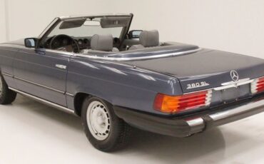 Mercedes-Benz-SL-Class-Cabriolet-1984-8