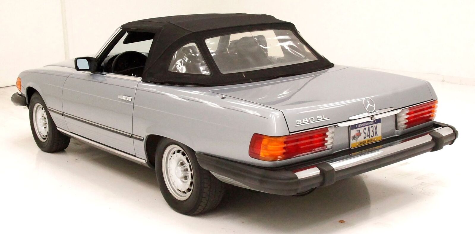 Mercedes-Benz-SL-Class-Cabriolet-1984-8