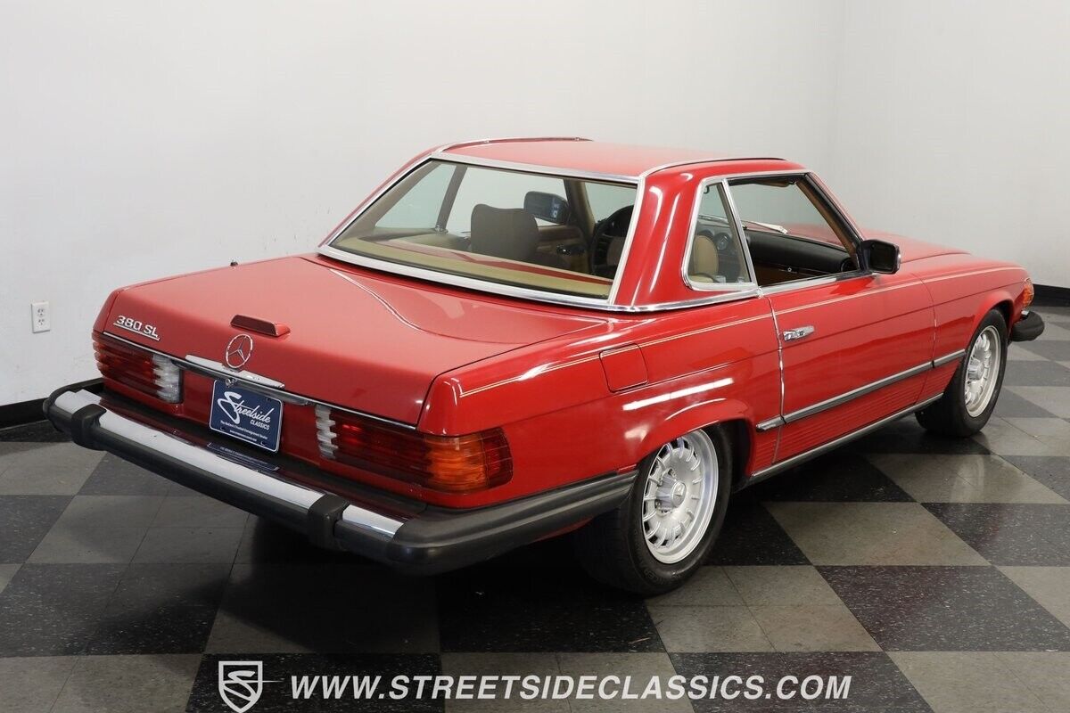 Mercedes-Benz-SL-Class-Cabriolet-1985-10