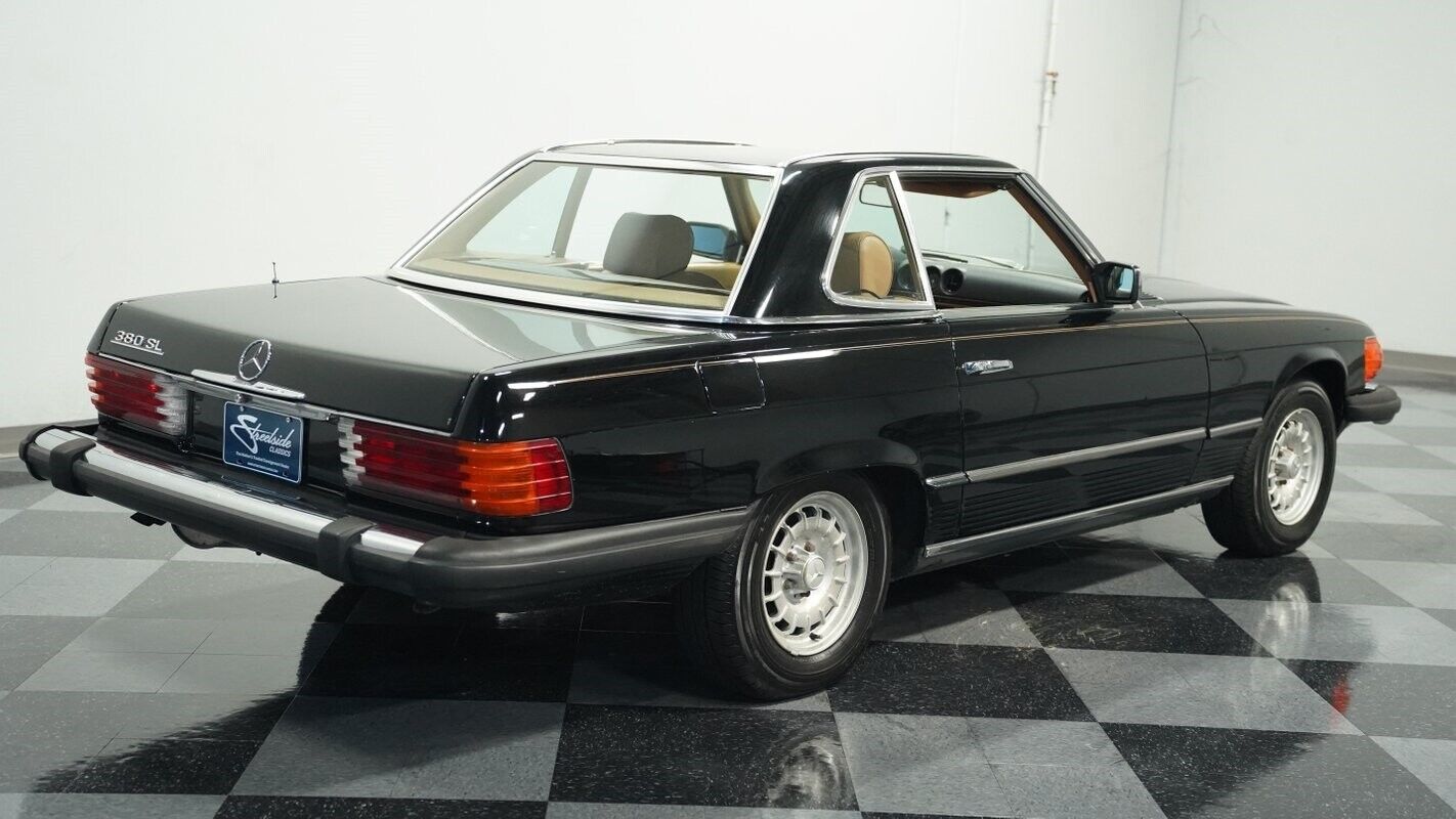 Mercedes-Benz-SL-Class-Cabriolet-1985-10