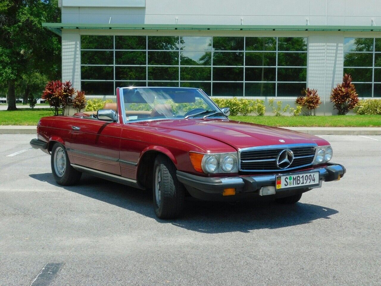 Mercedes-Benz-SL-Class-Cabriolet-1985-10