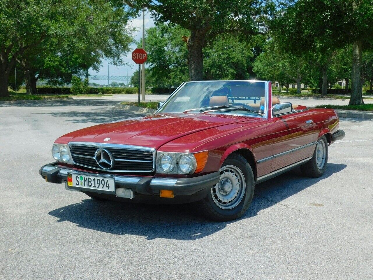 Mercedes-Benz-SL-Class-Cabriolet-1985-11