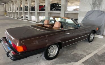 Mercedes-Benz-SL-Class-Cabriolet-1985-20