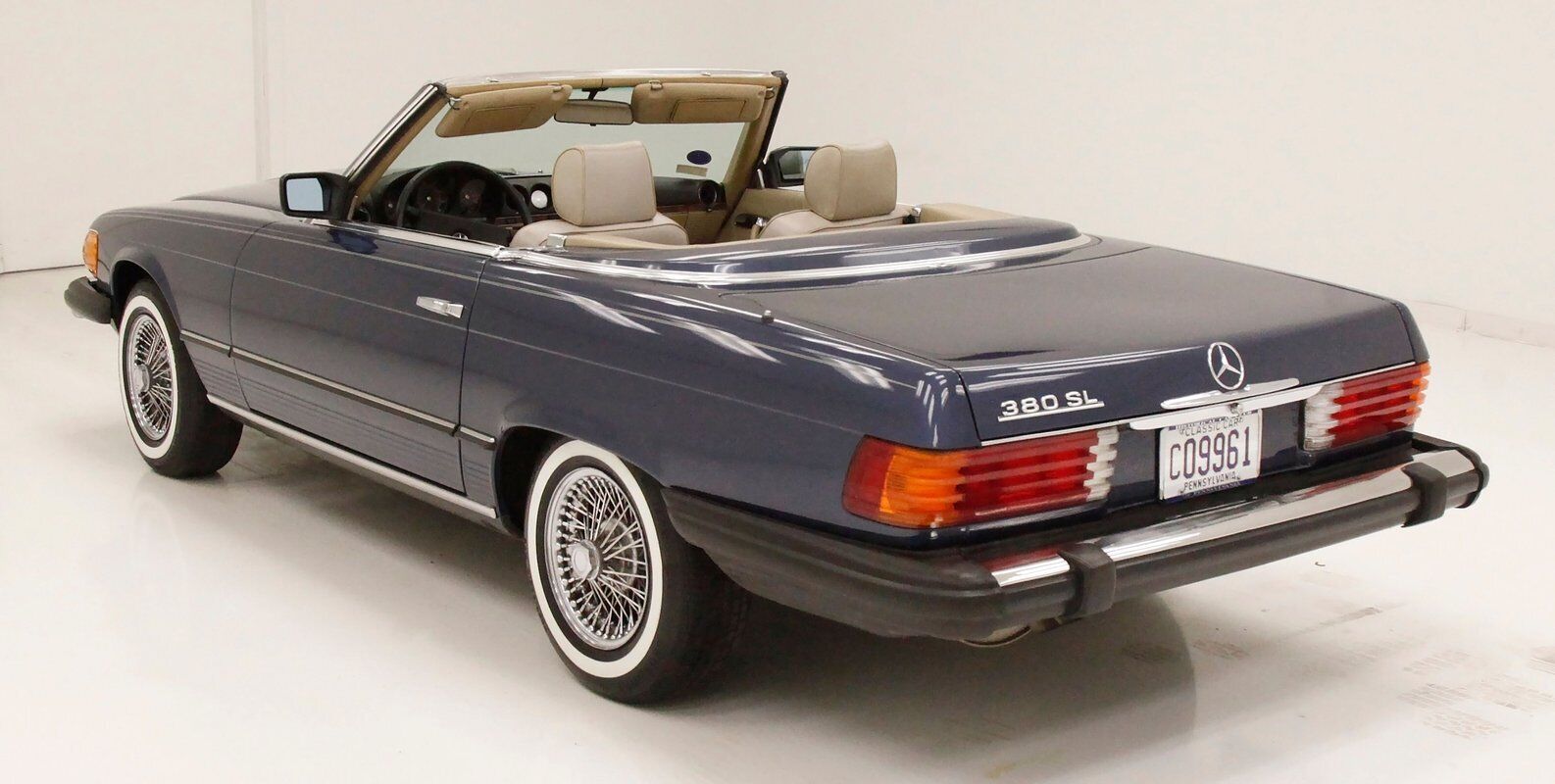 Mercedes-Benz-SL-Class-Cabriolet-1985-7