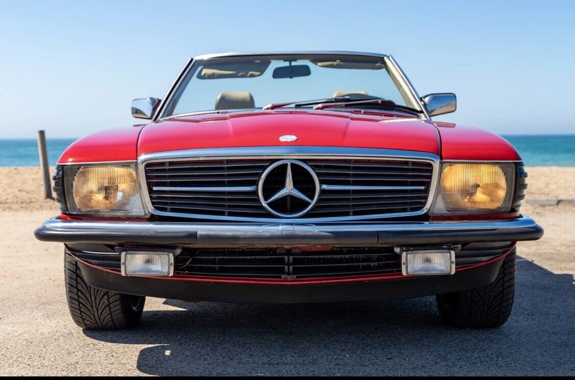 Mercedes-Benz-SL-Class-Cabriolet-1985-8