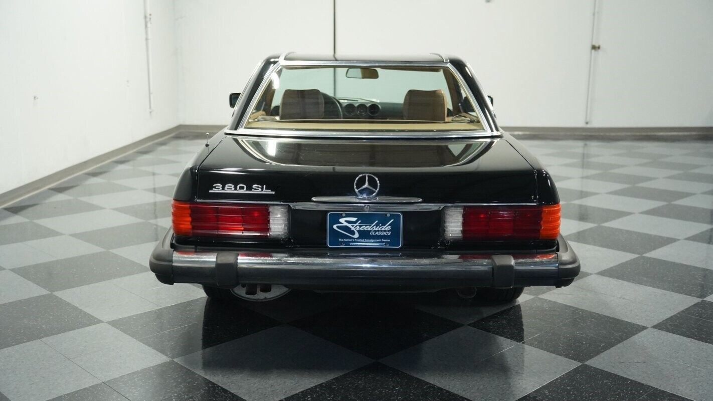 Mercedes-Benz-SL-Class-Cabriolet-1985-8