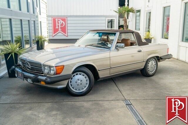 Mercedes-Benz-SL-Class-Cabriolet-1986-11