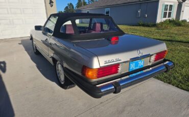 Mercedes-Benz-SL-Class-Cabriolet-1986-3