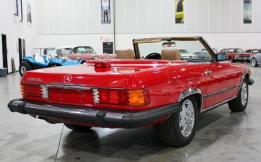 Mercedes-Benz-SL-Class-Cabriolet-1986-4