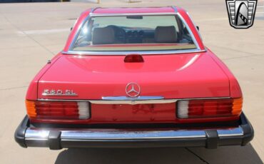 Mercedes-Benz-SL-Class-Cabriolet-1986-5