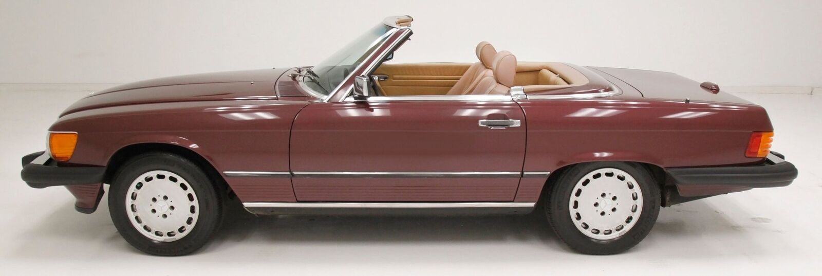 Mercedes-Benz-SL-Class-Cabriolet-1986-5