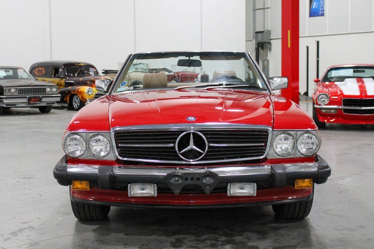 Mercedes-Benz-SL-Class-Cabriolet-1986-7