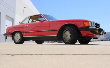 Mercedes-Benz-SL-Class-Cabriolet-1986-9