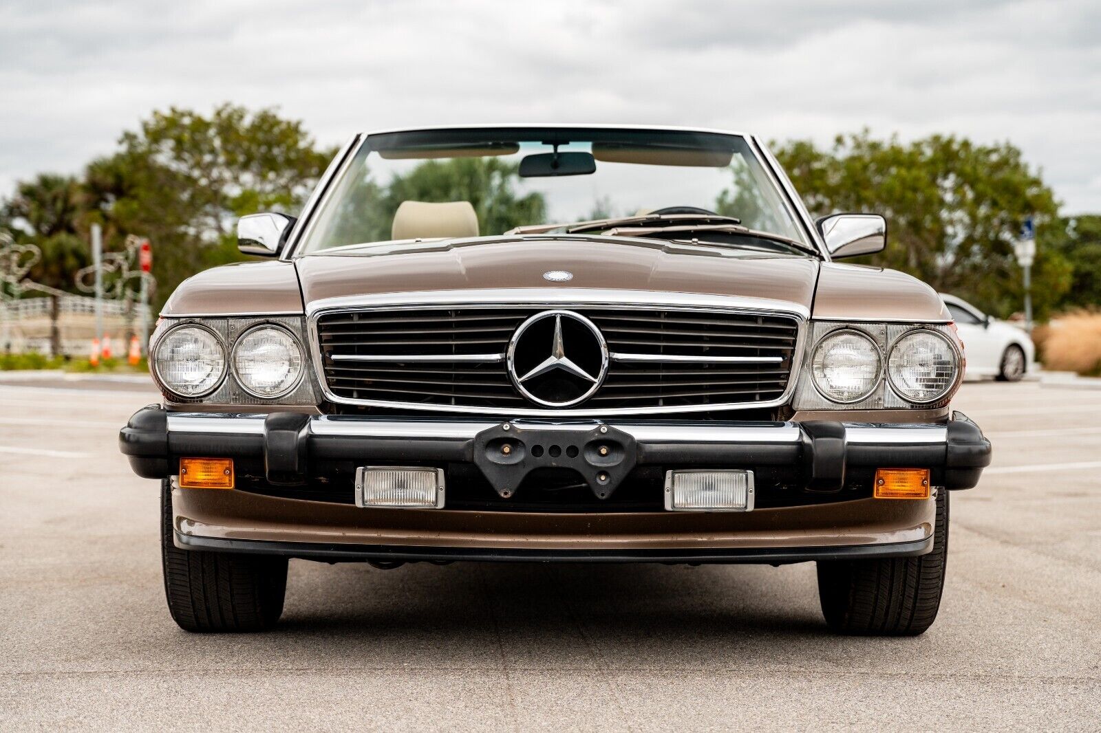 Mercedes-Benz-SL-Class-Cabriolet-1987-2