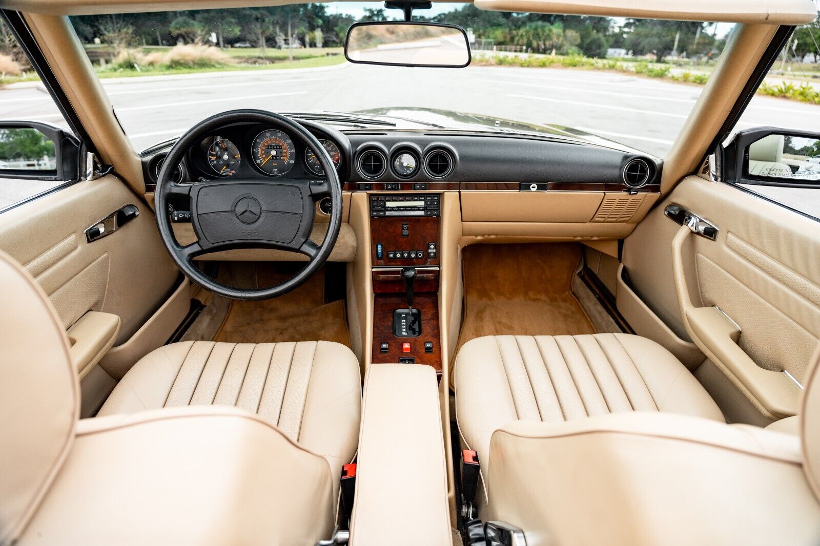 Mercedes-Benz-SL-Class-Cabriolet-1987-28