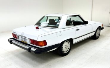 Mercedes-Benz-SL-Class-Cabriolet-1987-4