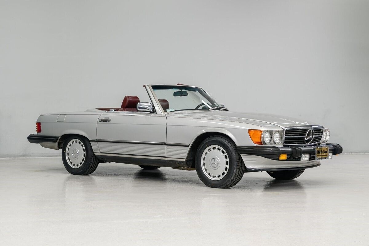 Mercedes-Benz-SL-Class-Cabriolet-1988-11