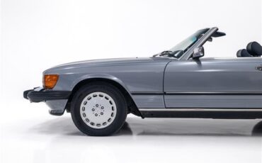 Mercedes-Benz-SL-Class-Cabriolet-1988-16