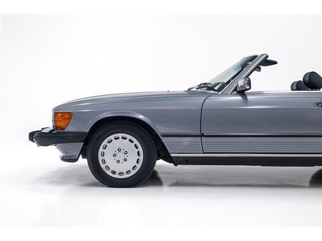 Mercedes-Benz-SL-Class-Cabriolet-1988-16