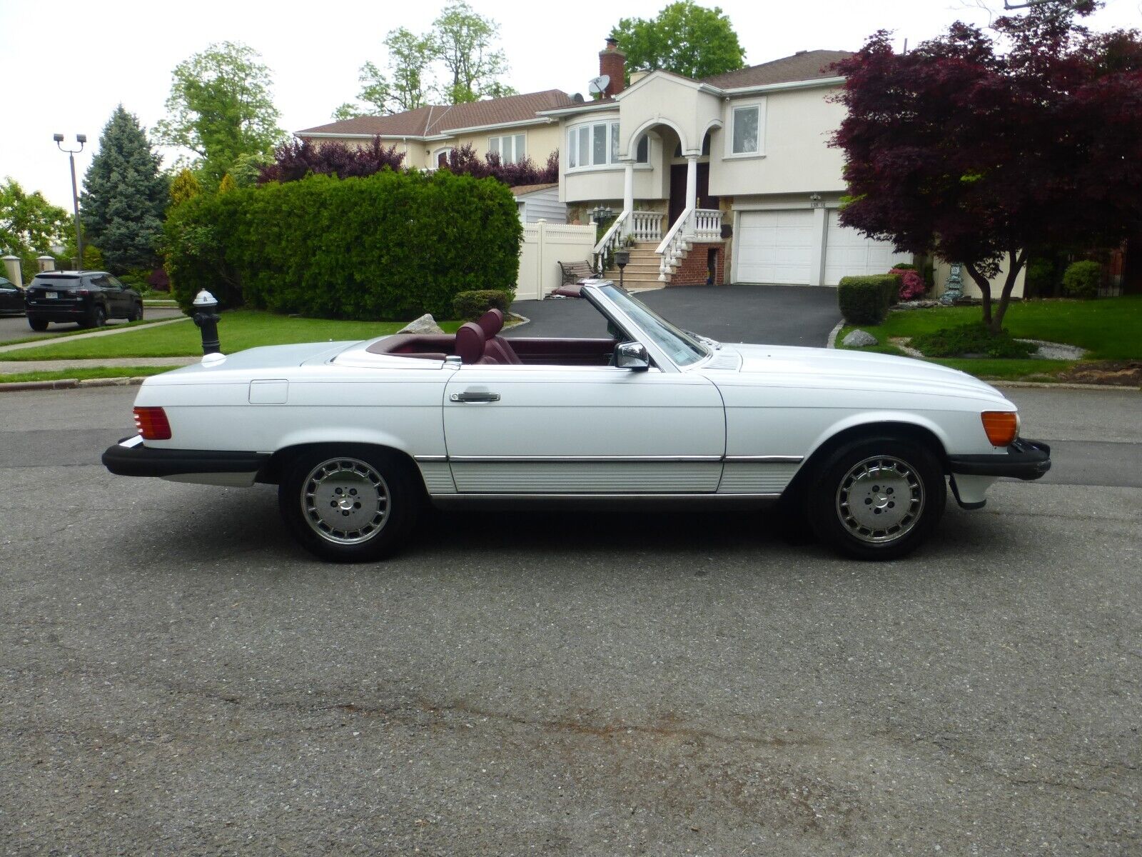 Mercedes-Benz-SL-Class-Cabriolet-1988-3