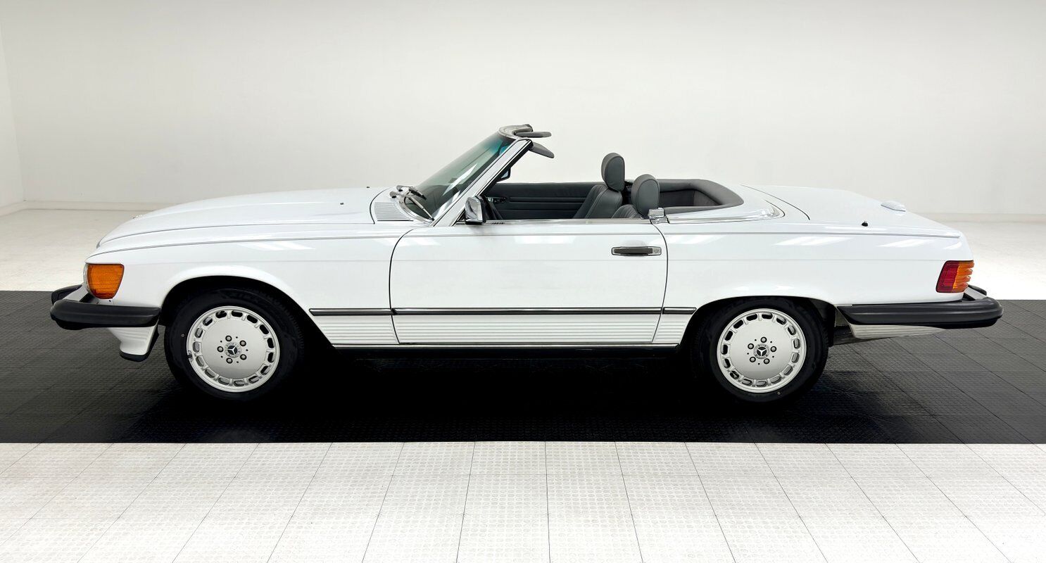 Mercedes-Benz-SL-Class-Cabriolet-1989-5