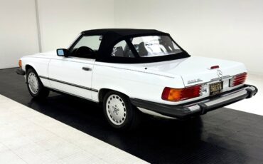 Mercedes-Benz-SL-Class-Cabriolet-1989-7